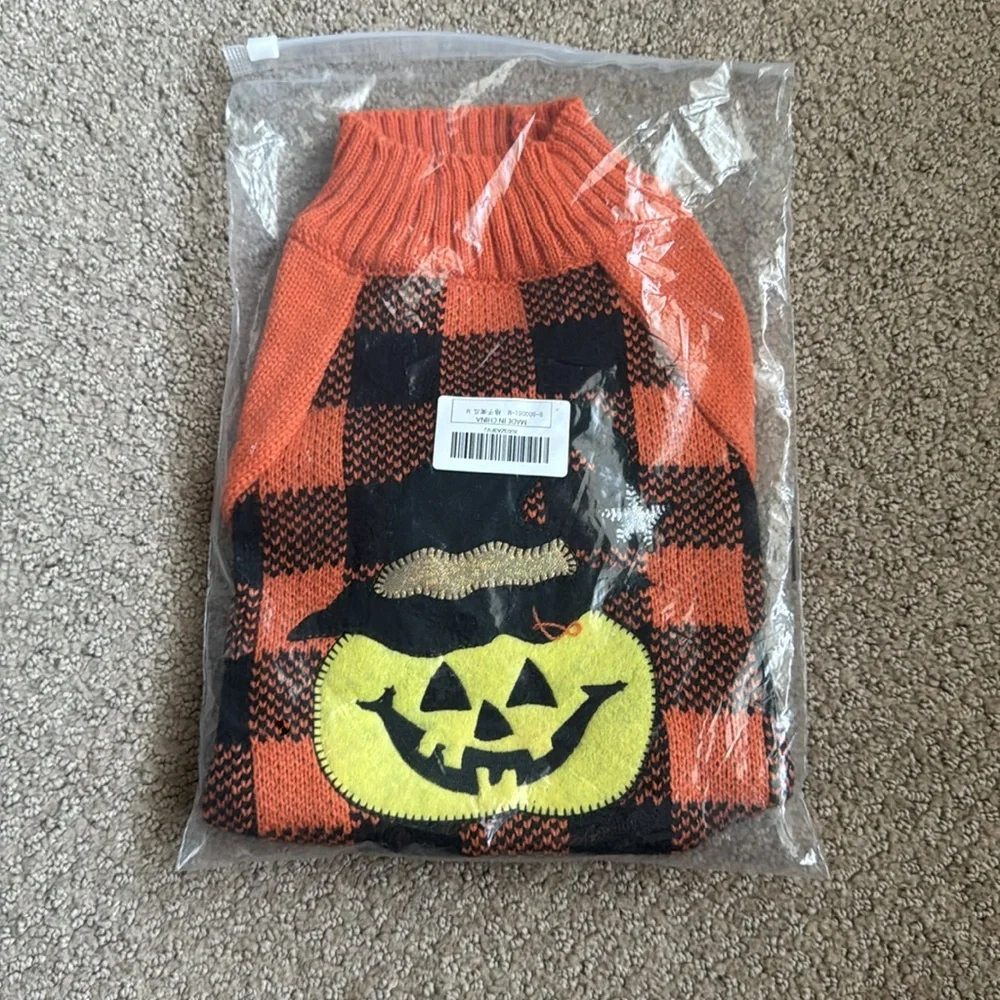 P5 NIB  Lanyarco Pumpkin‎ Dog Halloween Sweater - Size: Medium